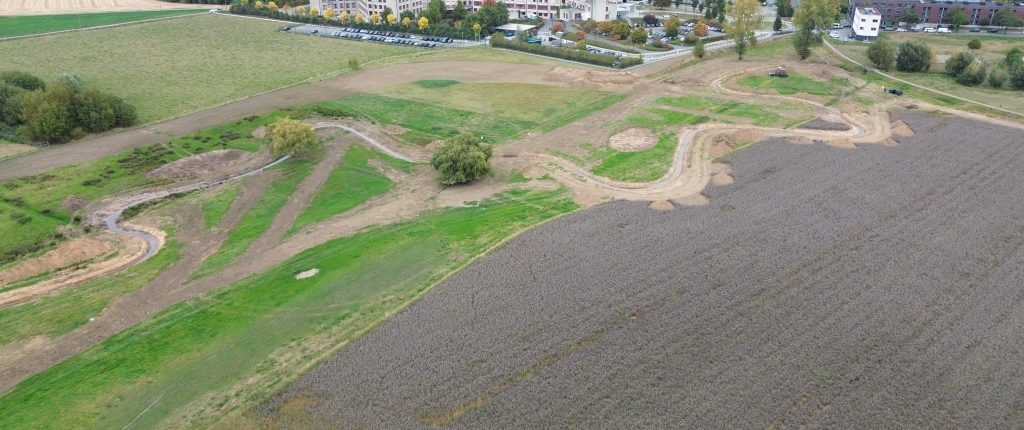 dronebeeld groebegracht